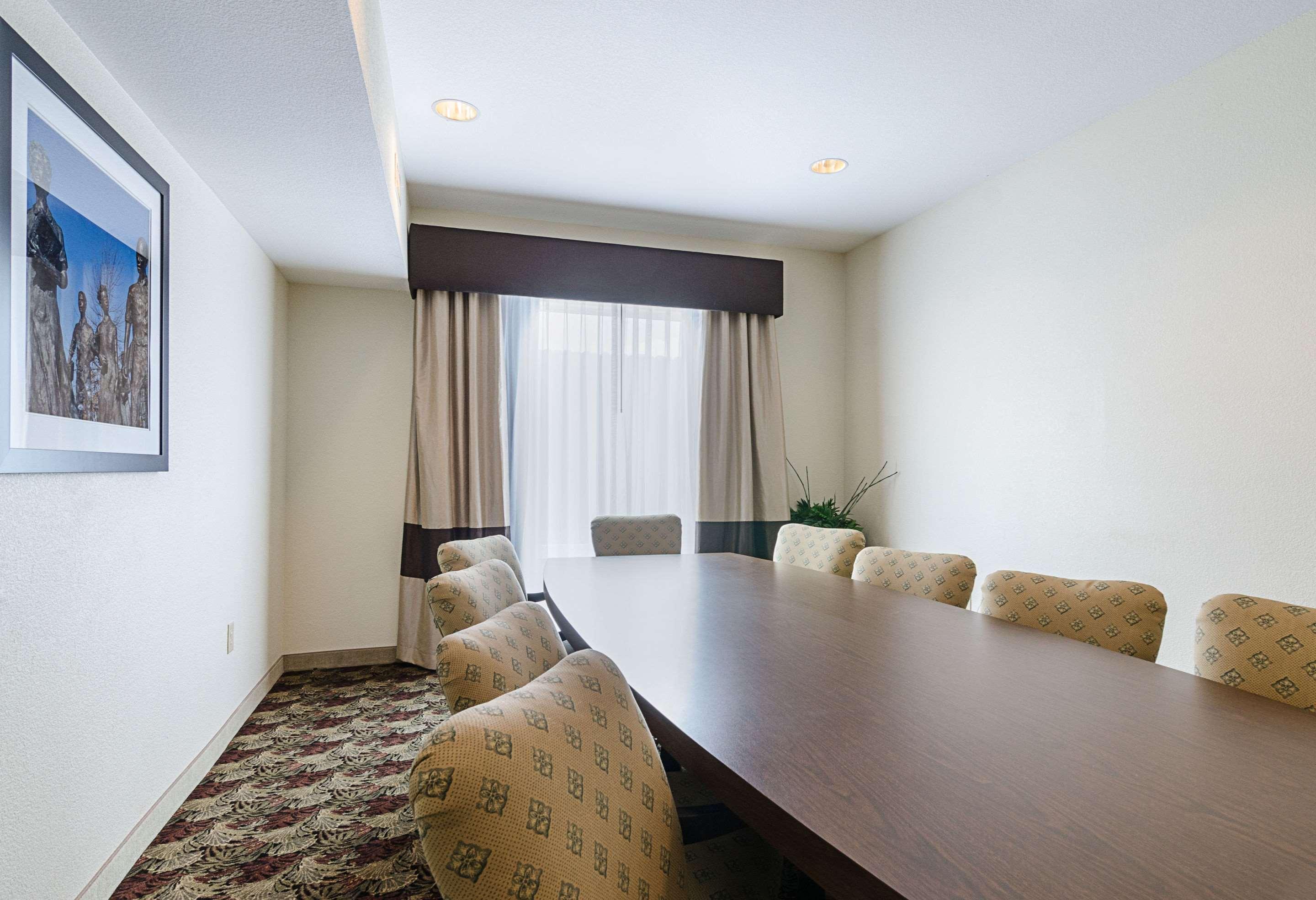 Quality Suites Springdale West I-49 Екстериор снимка