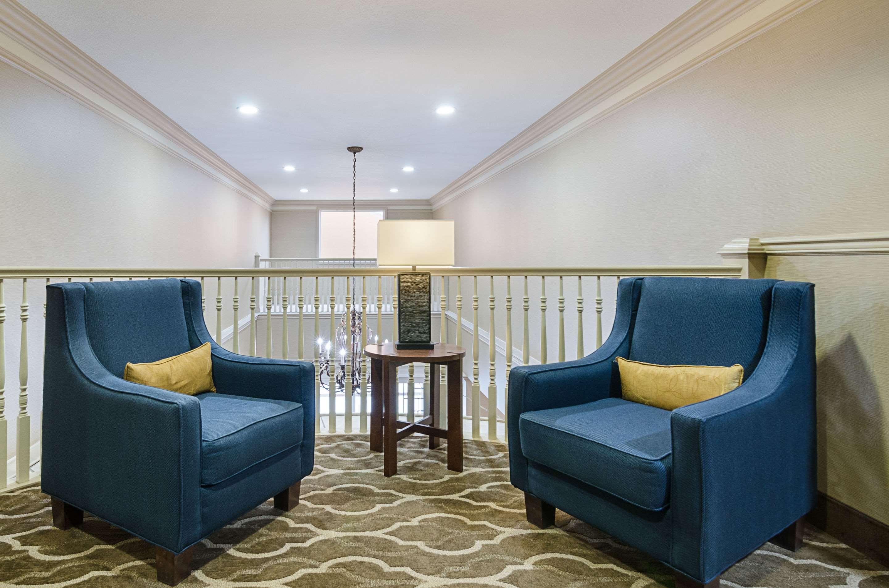 Quality Suites Springdale West I-49 Екстериор снимка