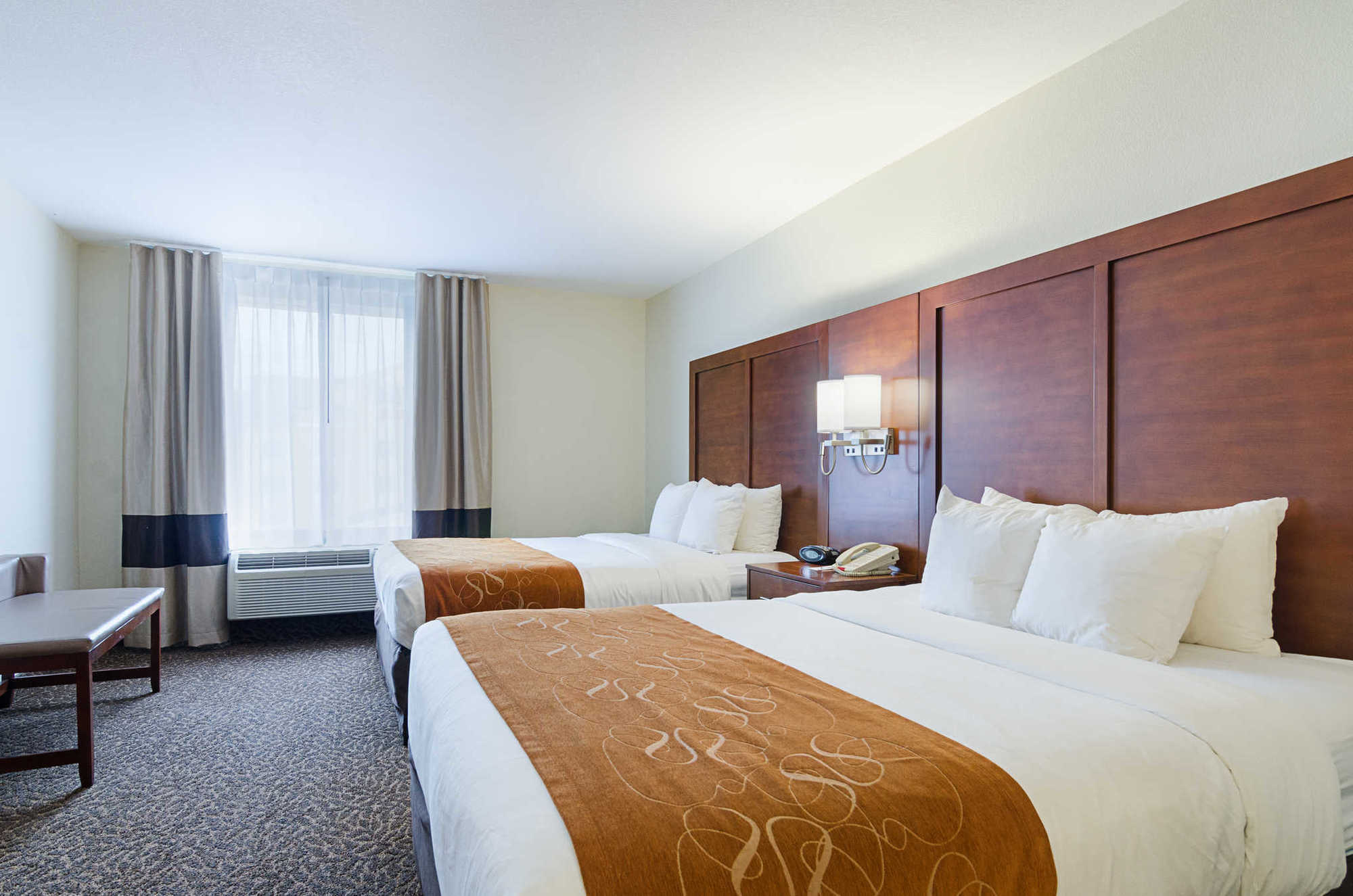 Quality Suites Springdale West I-49 Стая снимка